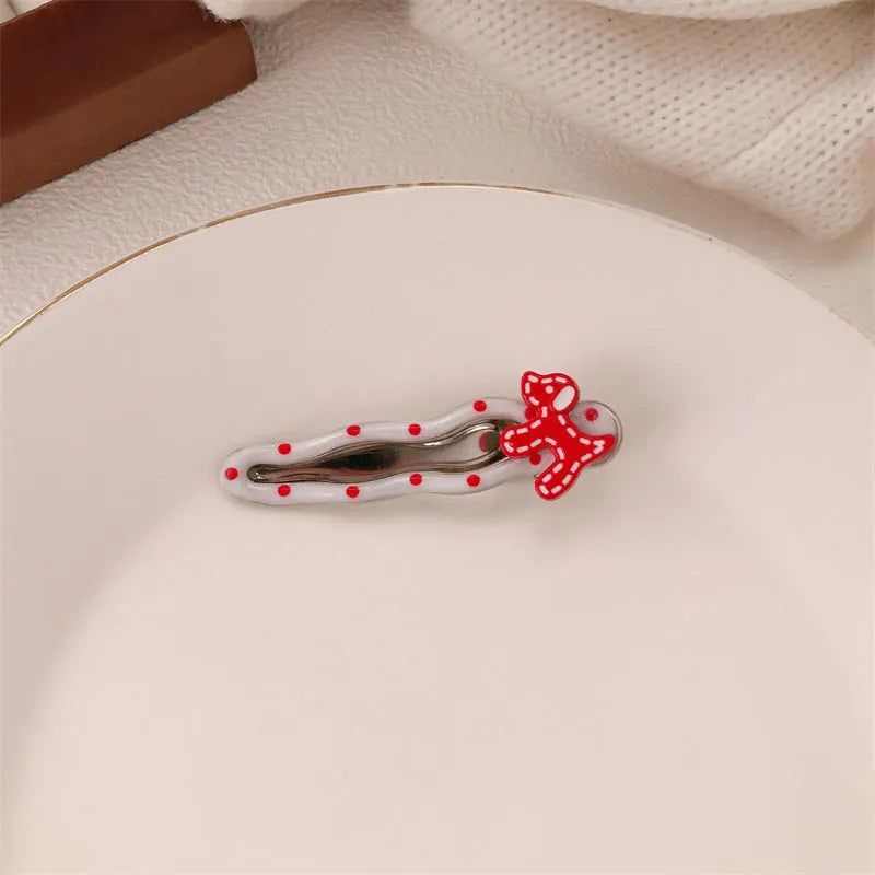 Red stereo love heart-shaped hairpin with French retro dots and willow leaf design