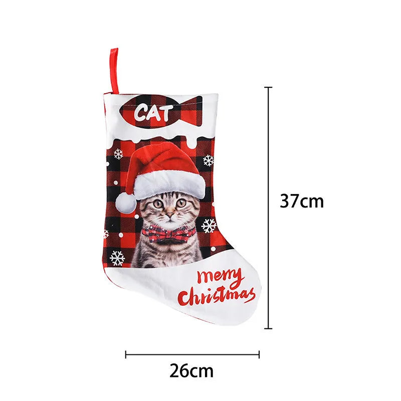 Printed puppy cat Christmas fabric decoration with plaid patterns measuring 26x36cm