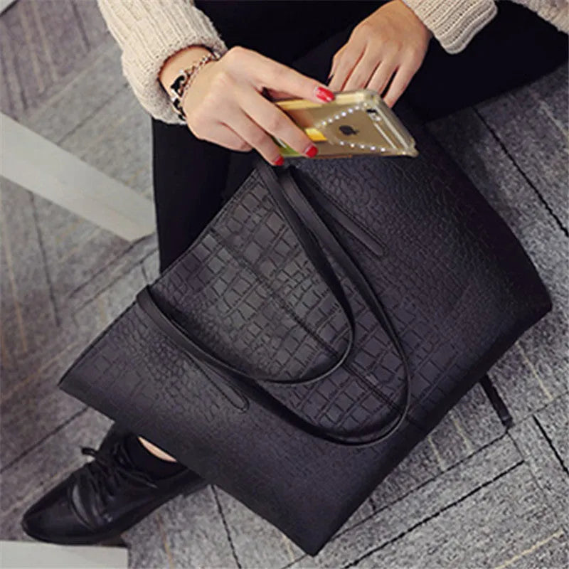 Simple fashion Europe shoulder bag handbag for women in black and grey colours