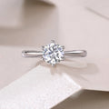 Moissanite wedding ring set in S925 silver with platinum plating, 1 carat stone, sizes 5-9, gift box
