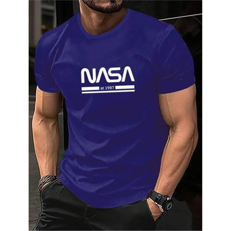Men's slim-fit cotton short sleeve t-shirt in multiple colours with straight cut design