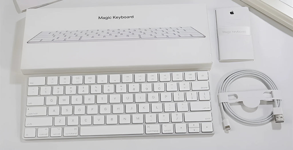 White Apple Bluetooth G6 wireless keyboard with ultra-thin metal case and multimedia function keys