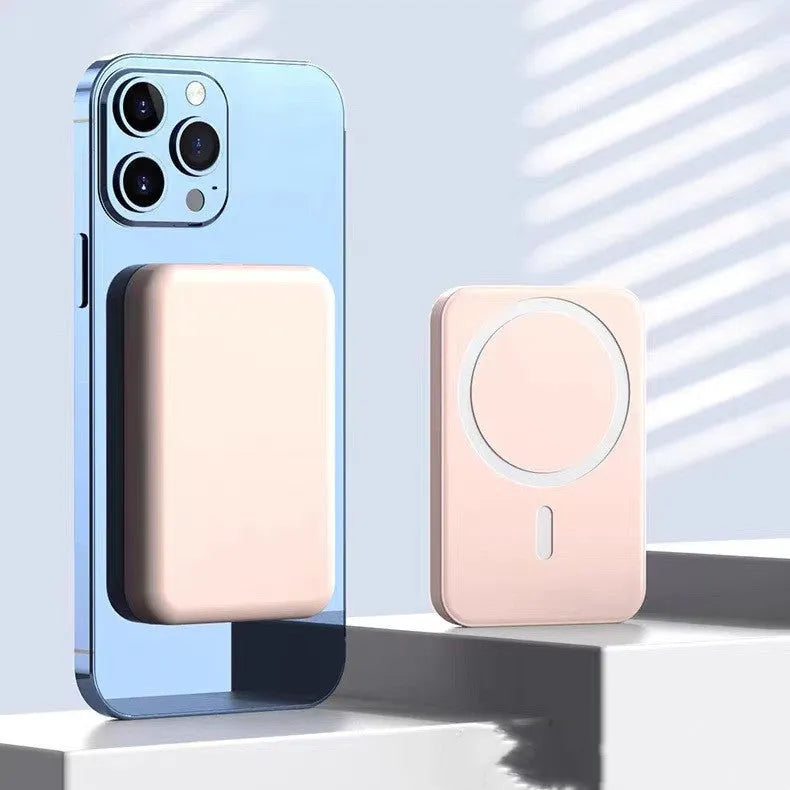 Fully transparent frosted PC iPhone case with four-corner airbags and MagSafe magnetic suction.