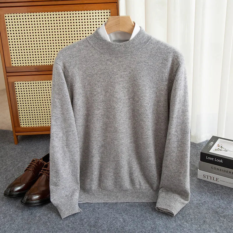 Man wearing a half-turtleneck wool sweater in camel colour, loose fit, for winter.