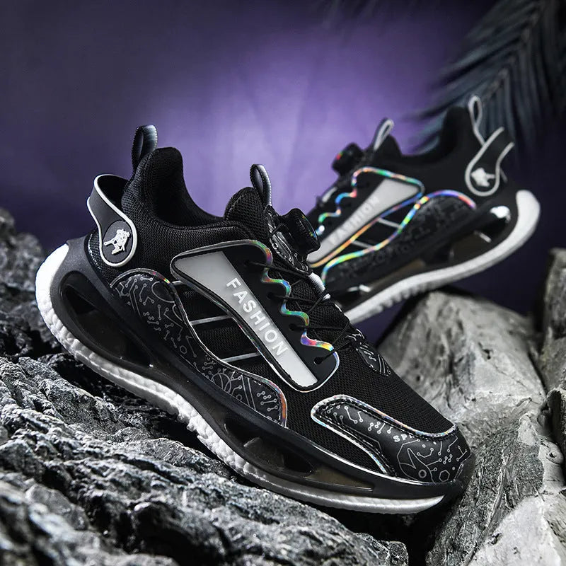 Men's low-top mesh sports shoes in solid colours with an elastic band and popcorn TPU sole.