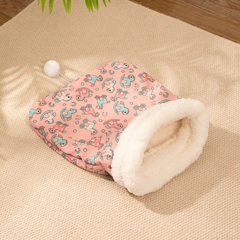 Flannel cat sleeping bag nest pet bed in pink Trojan pattern, measuring 50 by 40 centimetres.
