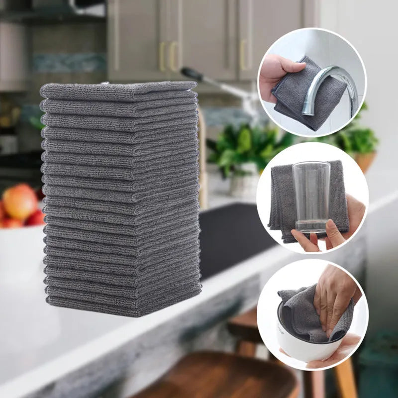 Grey square microfiber kitchen cleaning cloth measuring 25cm by 25cm.