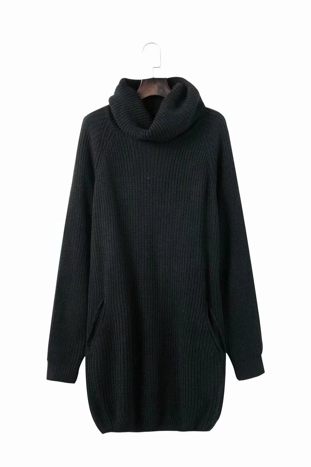 Lapel neckline pullover sweater in yellow, black, or apricot colours with regular sleeves