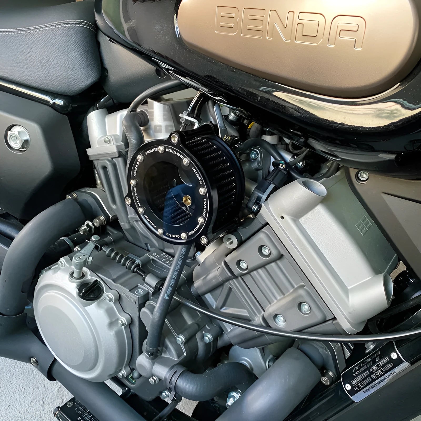 CNC aluminium motorcycle air filter with transparent glass showing black filter element for Harley Davidson