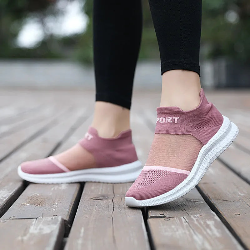Breathable Flyknit running sock shoes in khaki colour with lace closure and MD sole