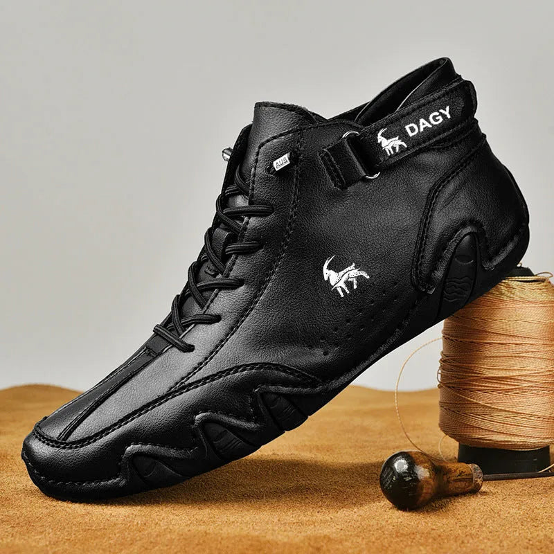 Men's casual fleece-lined cotton-padded slip-on shoes with rubber sole, round toe, microfiber upper, black colour