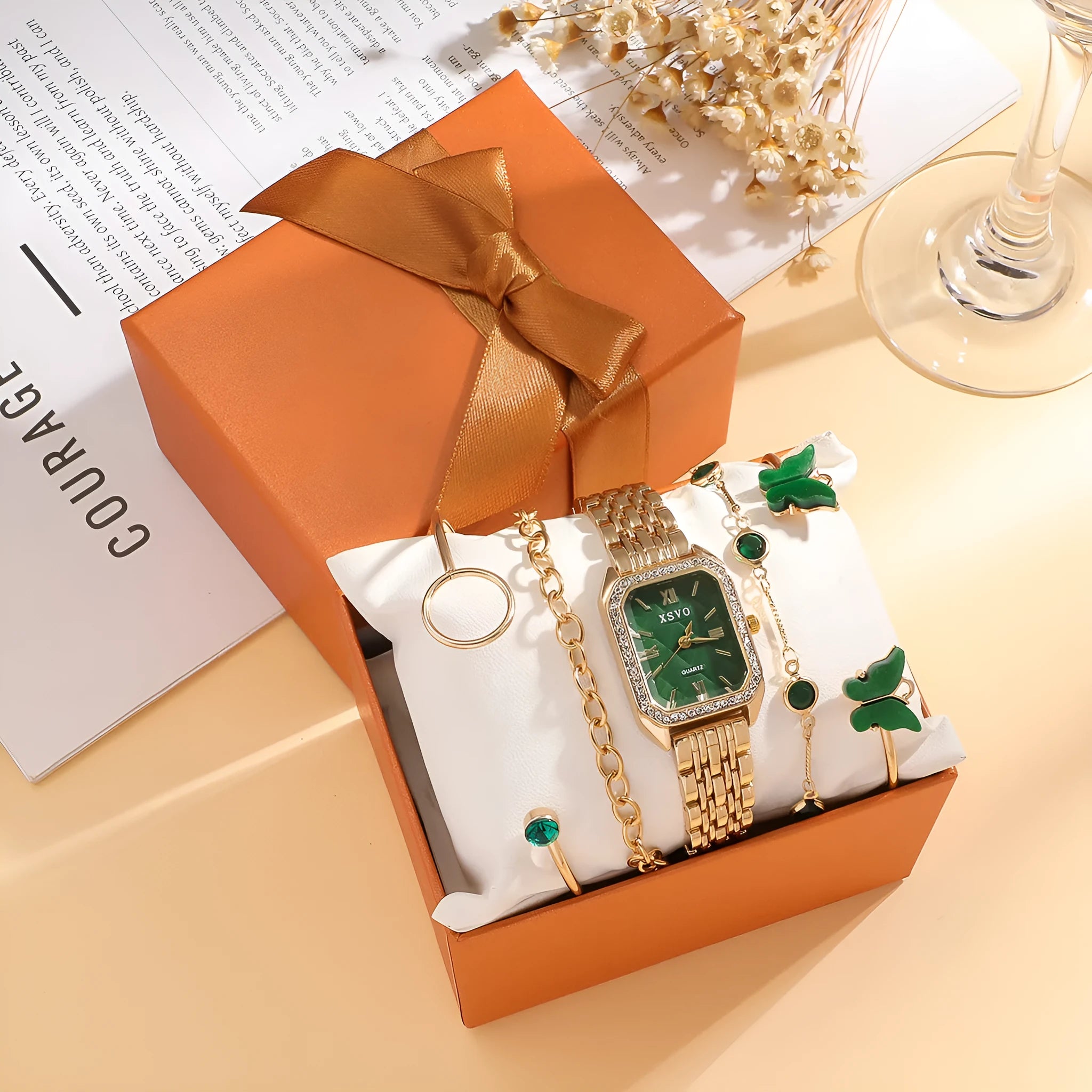 Gold Green square women's watch with alloy strap and four matching bracelets
