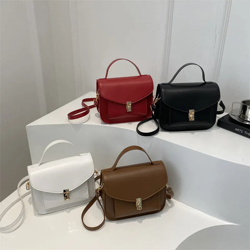 Retro style shoulder messenger bag in PU leather with document organiser compartment