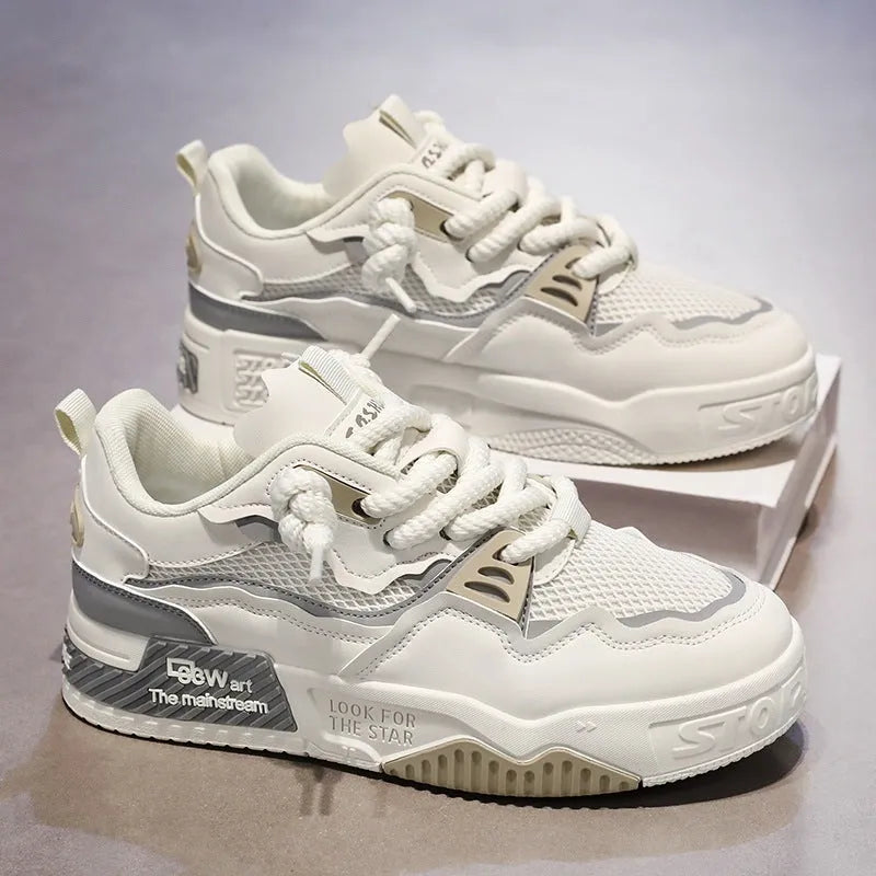 Men's low-top board shoes with soft rubber soles and mesh lining in three colour options