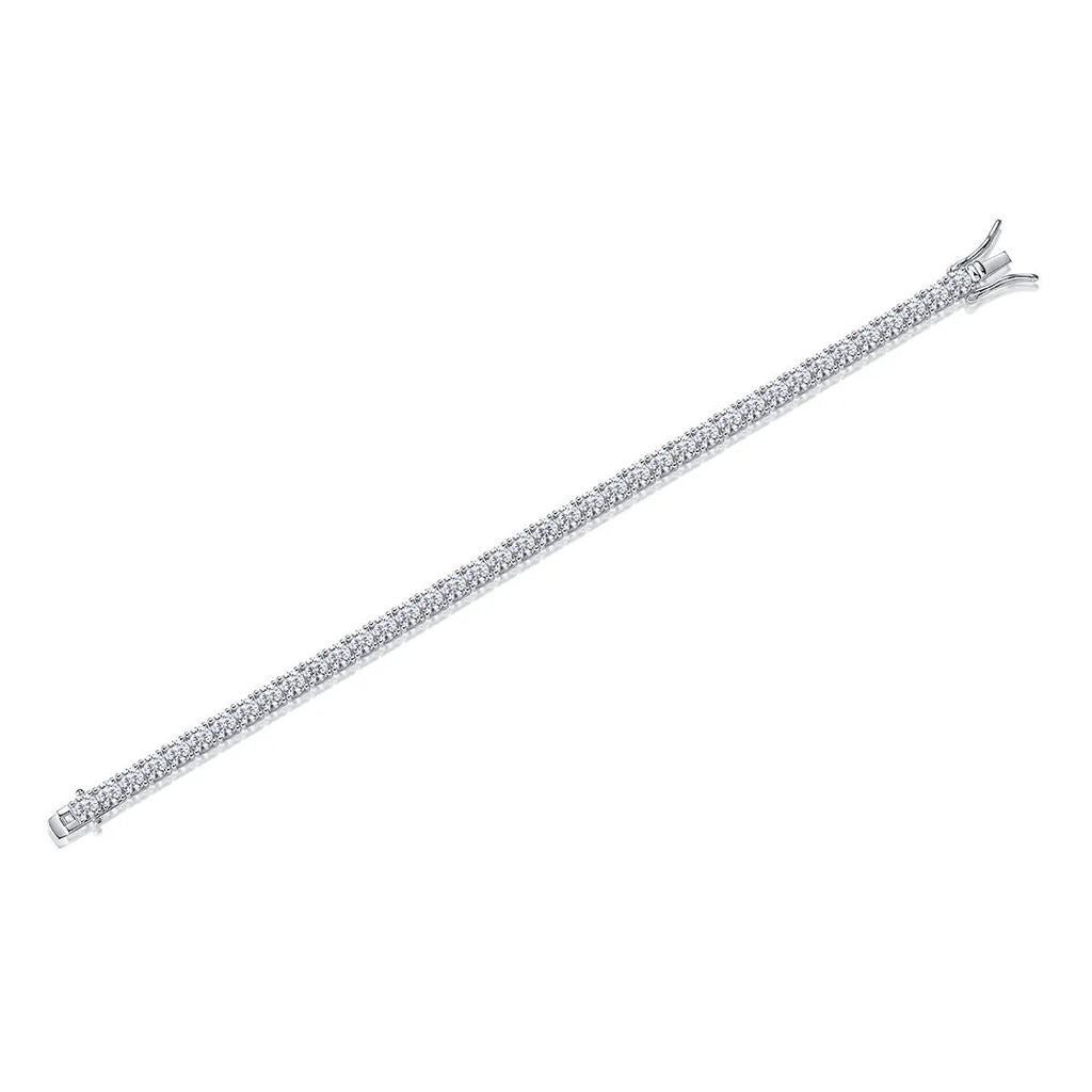 925 silver plated moissanite tennis bracelet with 30-point round stones in 18cm length