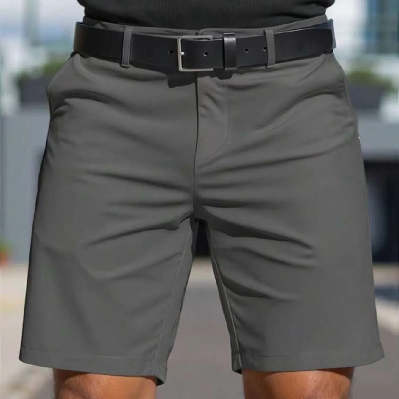Men's solid colour elastic shorts trousers in straight cut fifth pants length