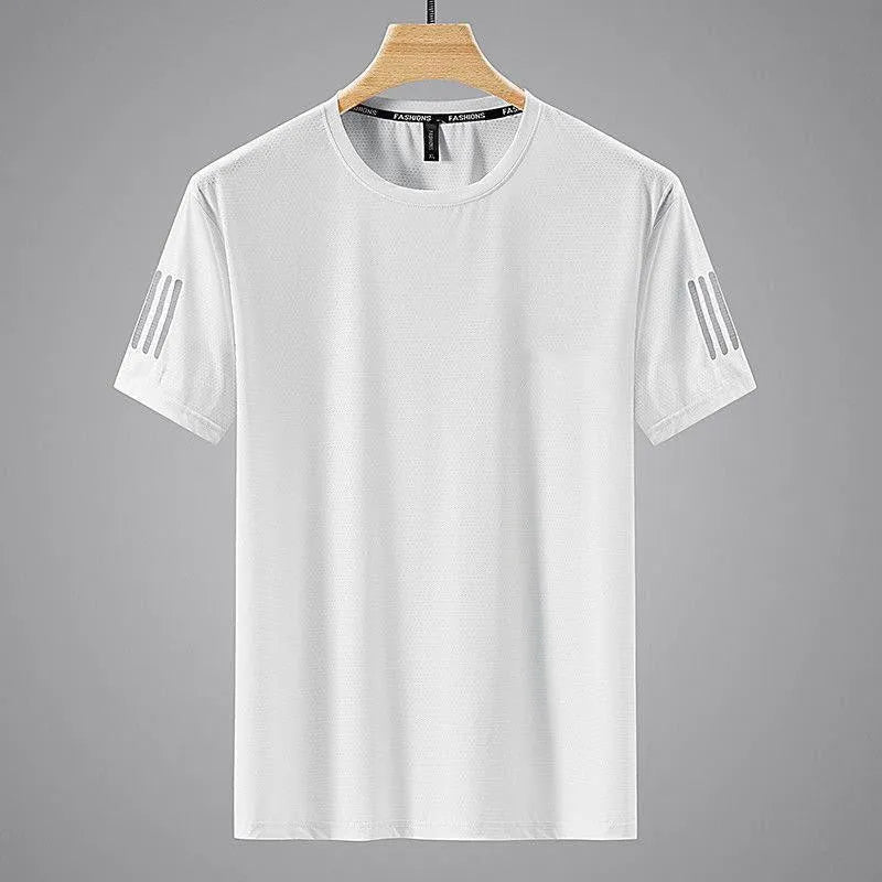 Men's summer solid colour ice T-shirt in black polyester bird eye cloth with round neck and short sleeves on a plain background