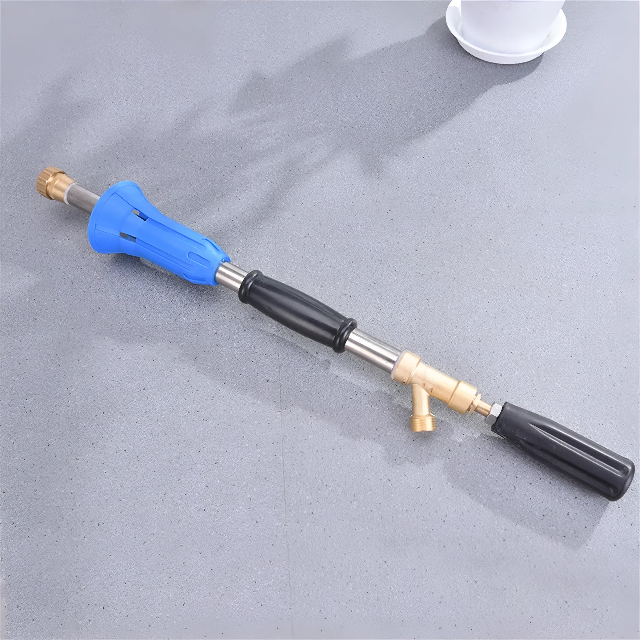 Submachine gun type adjustable high-pressure agricultural pesticide spray gun