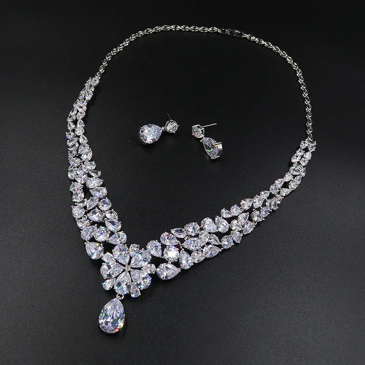 Bride headdress crown necklace and earrings three-piece jewellery set in gold and pearl design