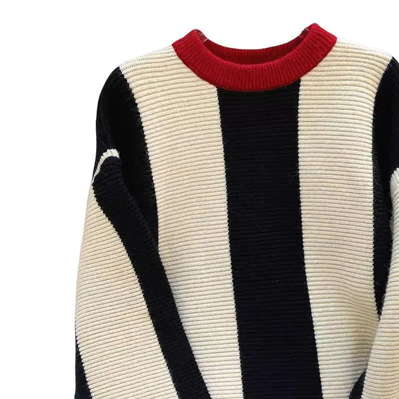Women's striped cashmere pullover sweater with contrast colour round neck design