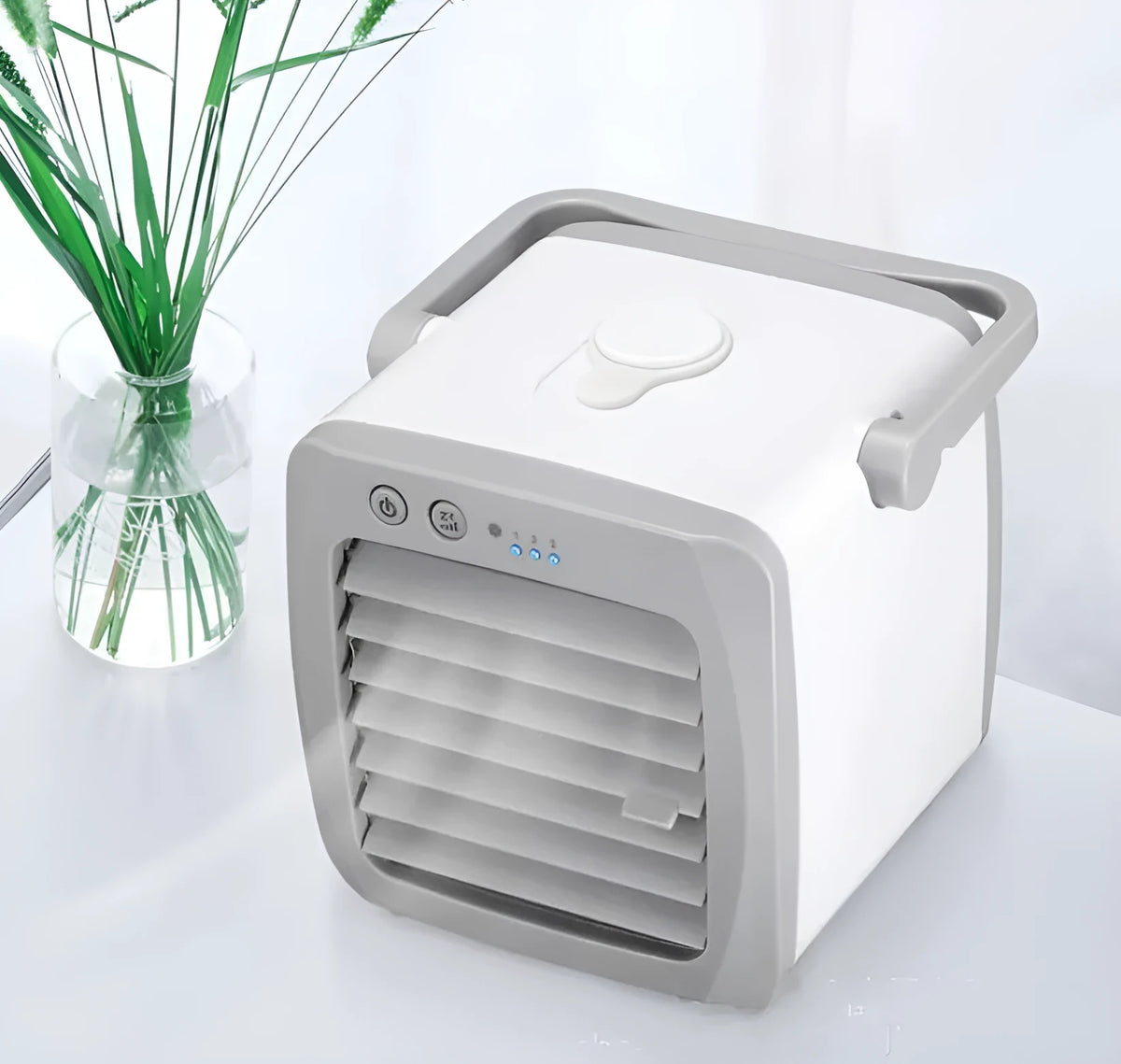 White mini mobile air conditioner fan, USB powered, 160 x 170 x 160mm, with water tank and ice curtain