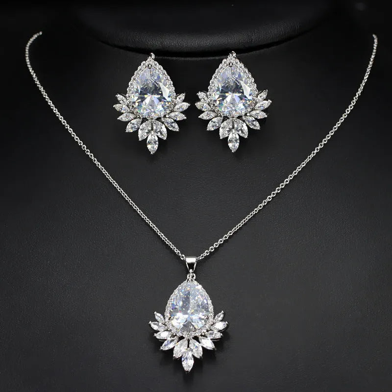 AAA jewellery chain bridal banquet set with matching necklace and earrings in blue, red or white options