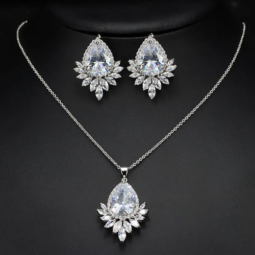 AAA jewellery chain bridal banquet set with matching necklace and earrings in blue, red or white options