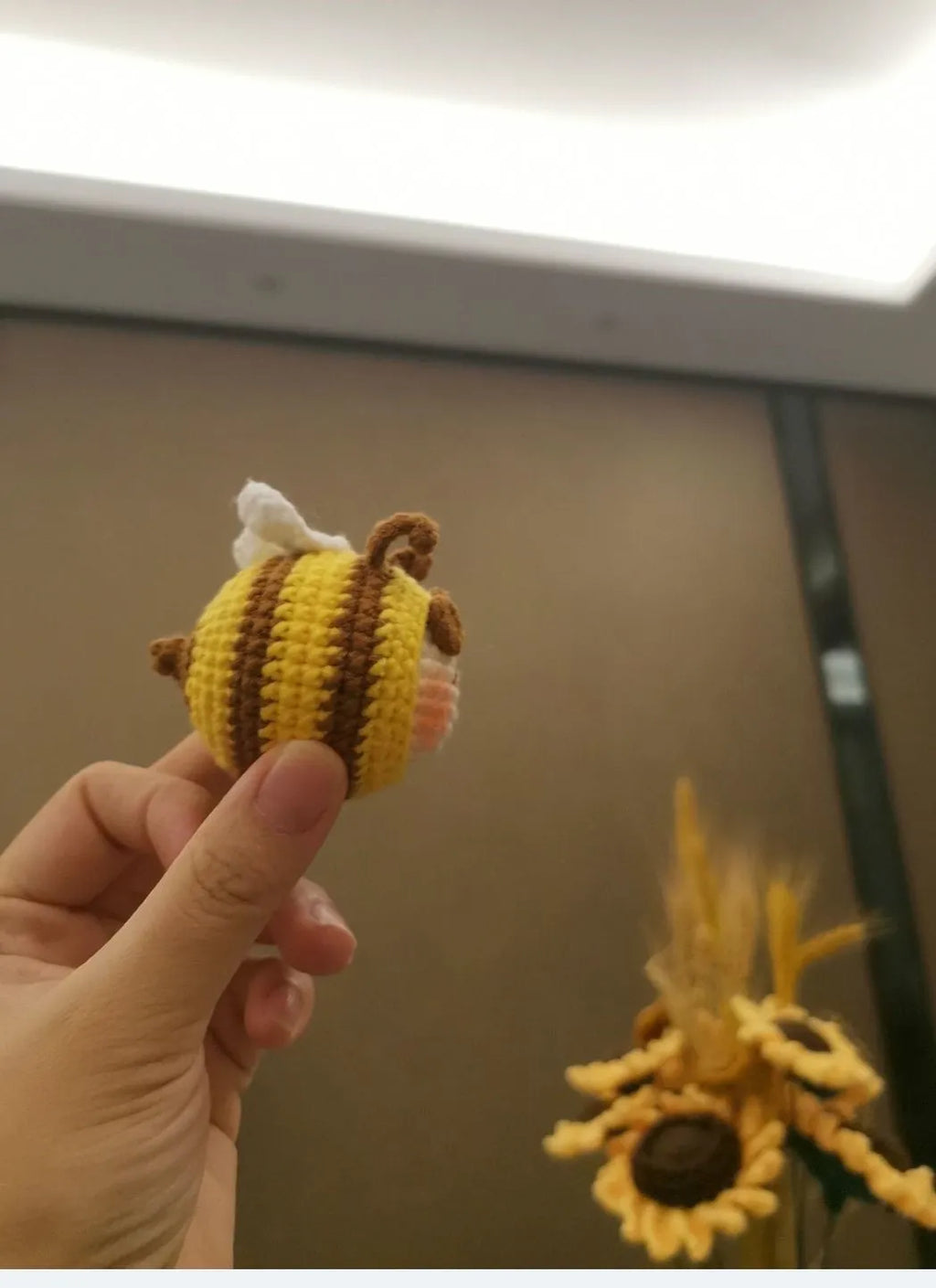 Handmade crocheted bee colonies ornament for woolen dolls with plush material