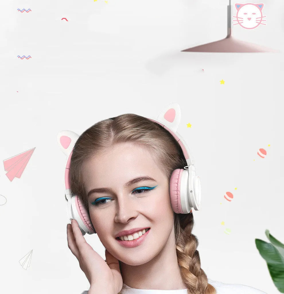 Luminous Bluetooth wireless headphones in pink white colour with high imitation protein earmuffs and braided cable