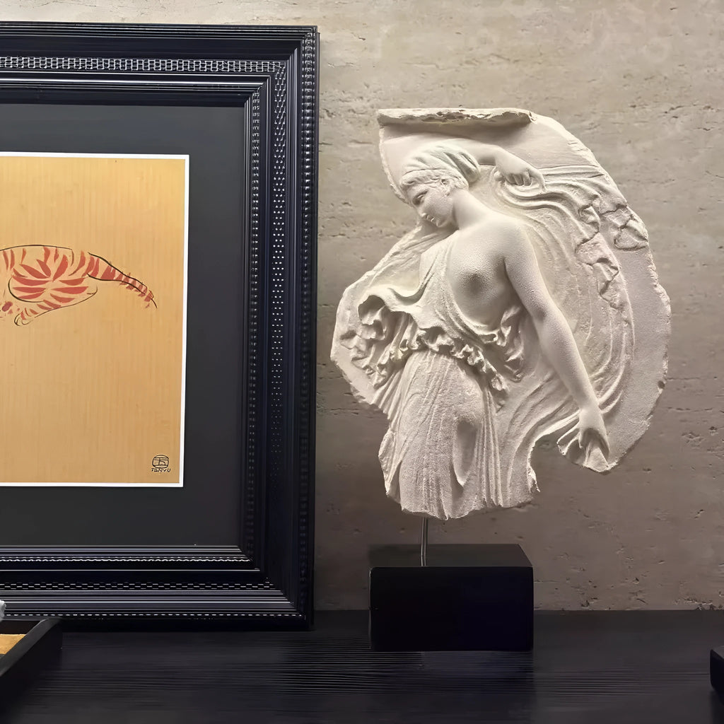 Italian-style wine goddess resin sculpture ornament with modern simplicity design