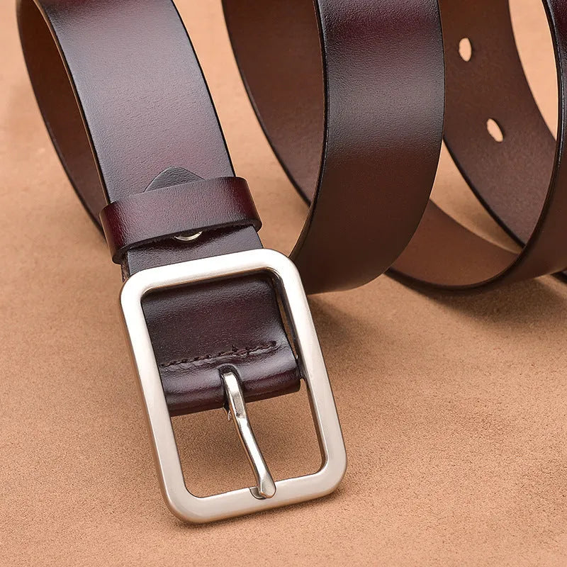 Genuine leather casual belt with rectangular alloy pin buckle in black colour