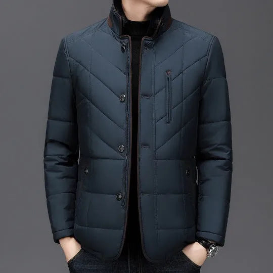 Men's solid colour winter short coat with side seam pockets in dark blue.
