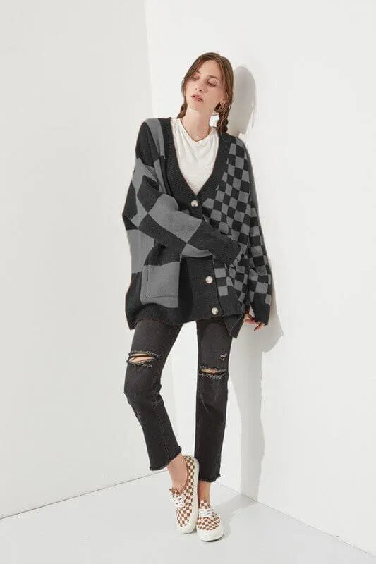 Loose slim fit cardigan with printed checks pattern in polyester spandex blend fabric