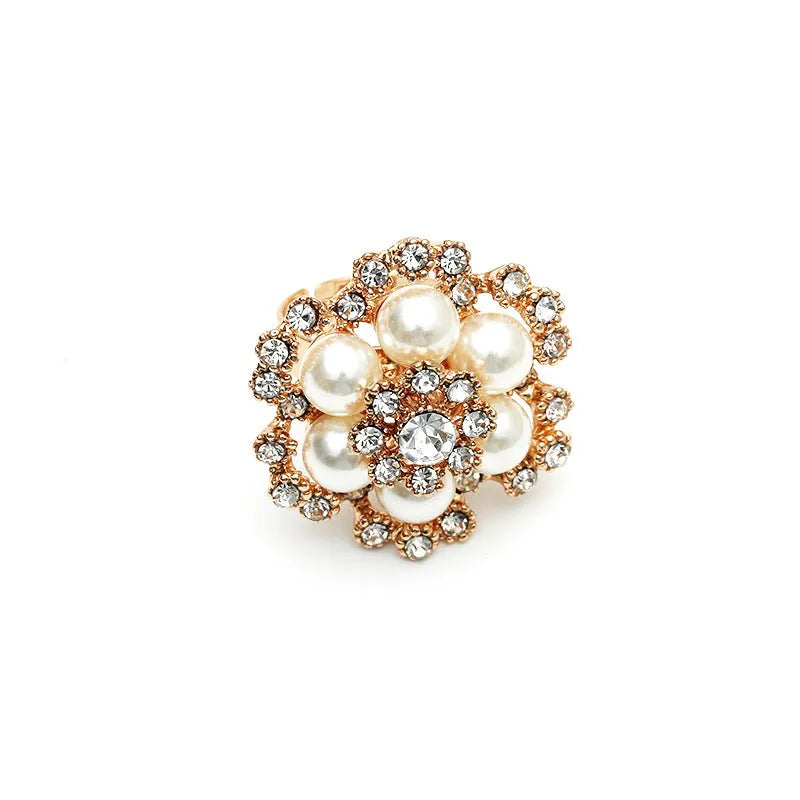 Simple Retro rhinestone pearl flower ring with white KC gold finish and adjustable opening