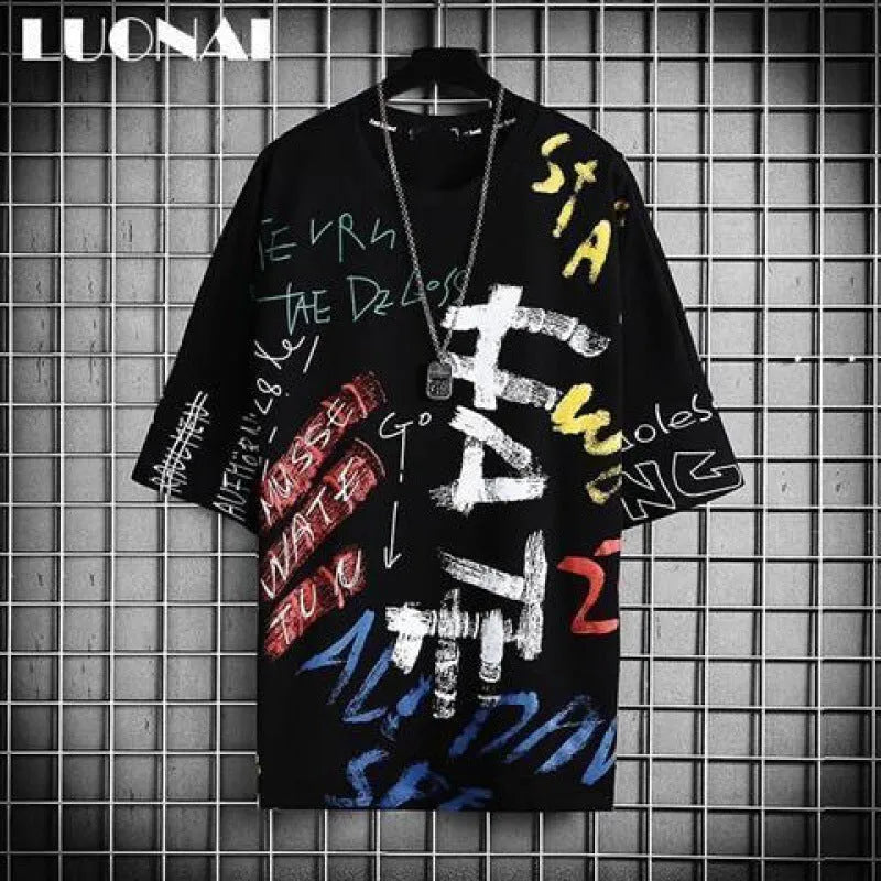 Men's loose fit hip hop polyester printed short sleeve t-shirt with graffiti design in black and white