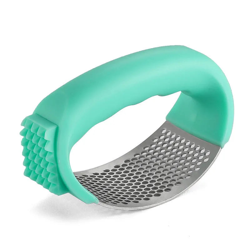 304 stainless steel garlic press with PP handle in black, blue, green, or pink colours
