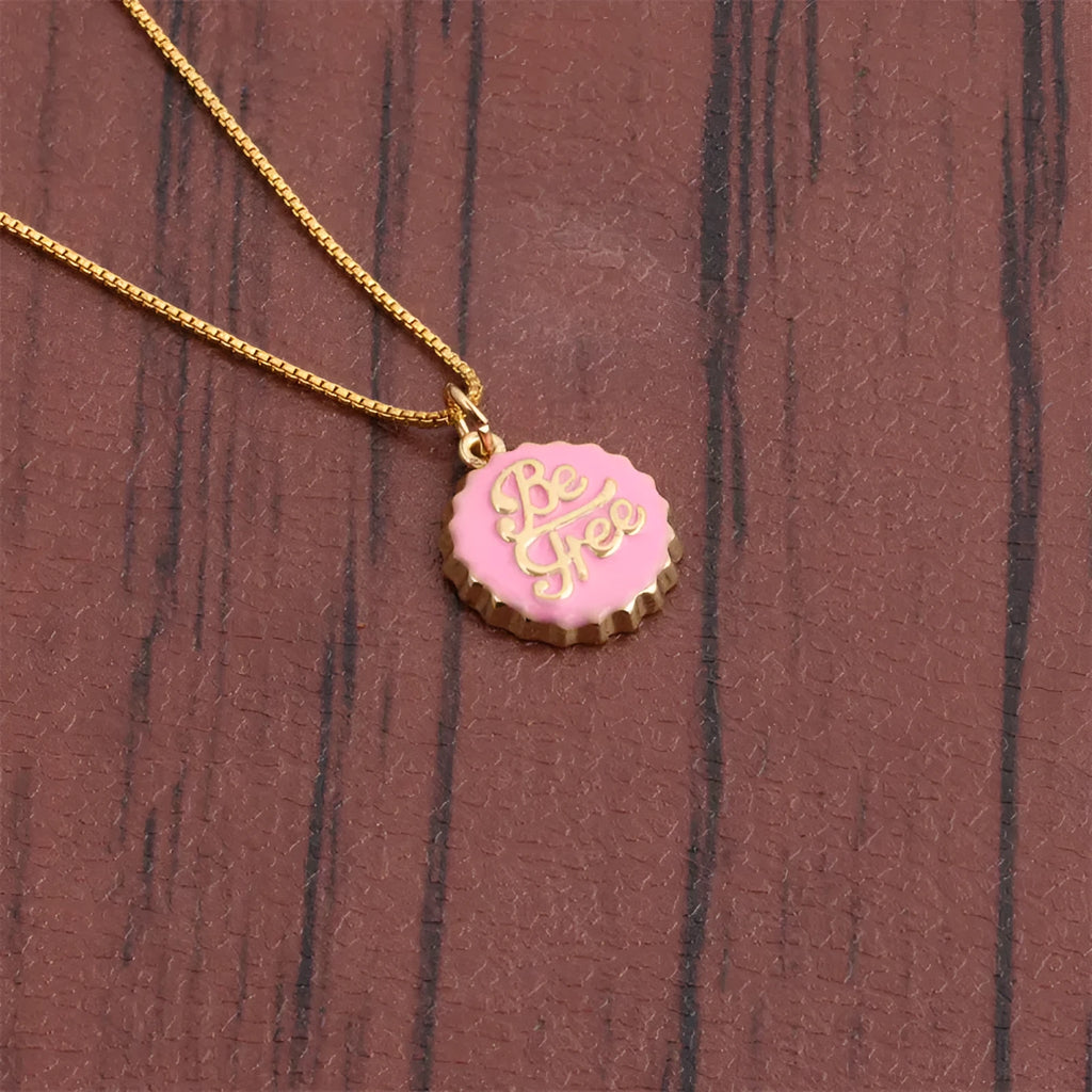 Copper bottle cap pendant necklace with 18K gold electroplating on a 40 cm box chain.