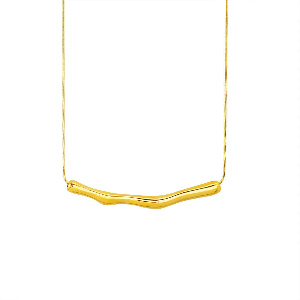 Women's titanium steel pleated necklace with irregular geometric design in gold or steel colour