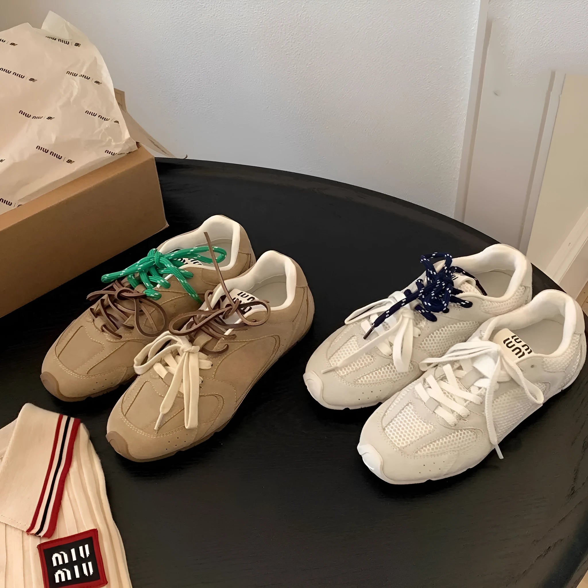 Women's retro German training casual shoes in artificial PU with flat heel and round toe.