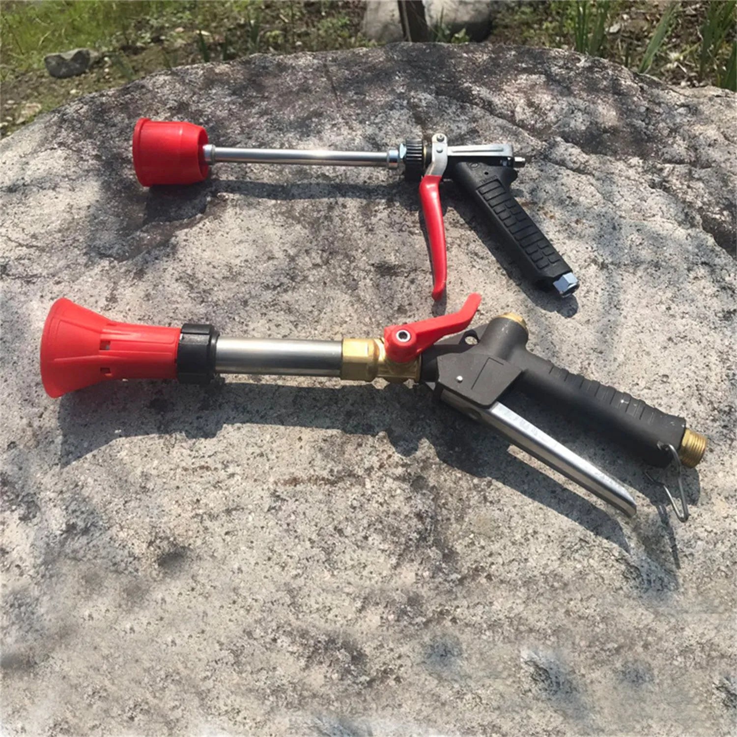 Submachine gun type adjustable high-pressure agricultural pesticide spray gun