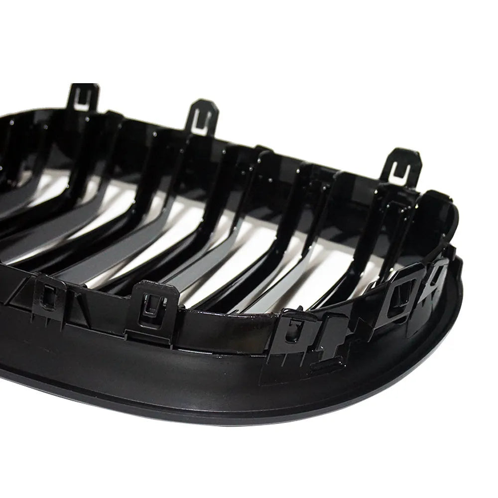 Carbon fibre effect ABS front grille for BMW 5-Series E60 and E66 models 2004-2009