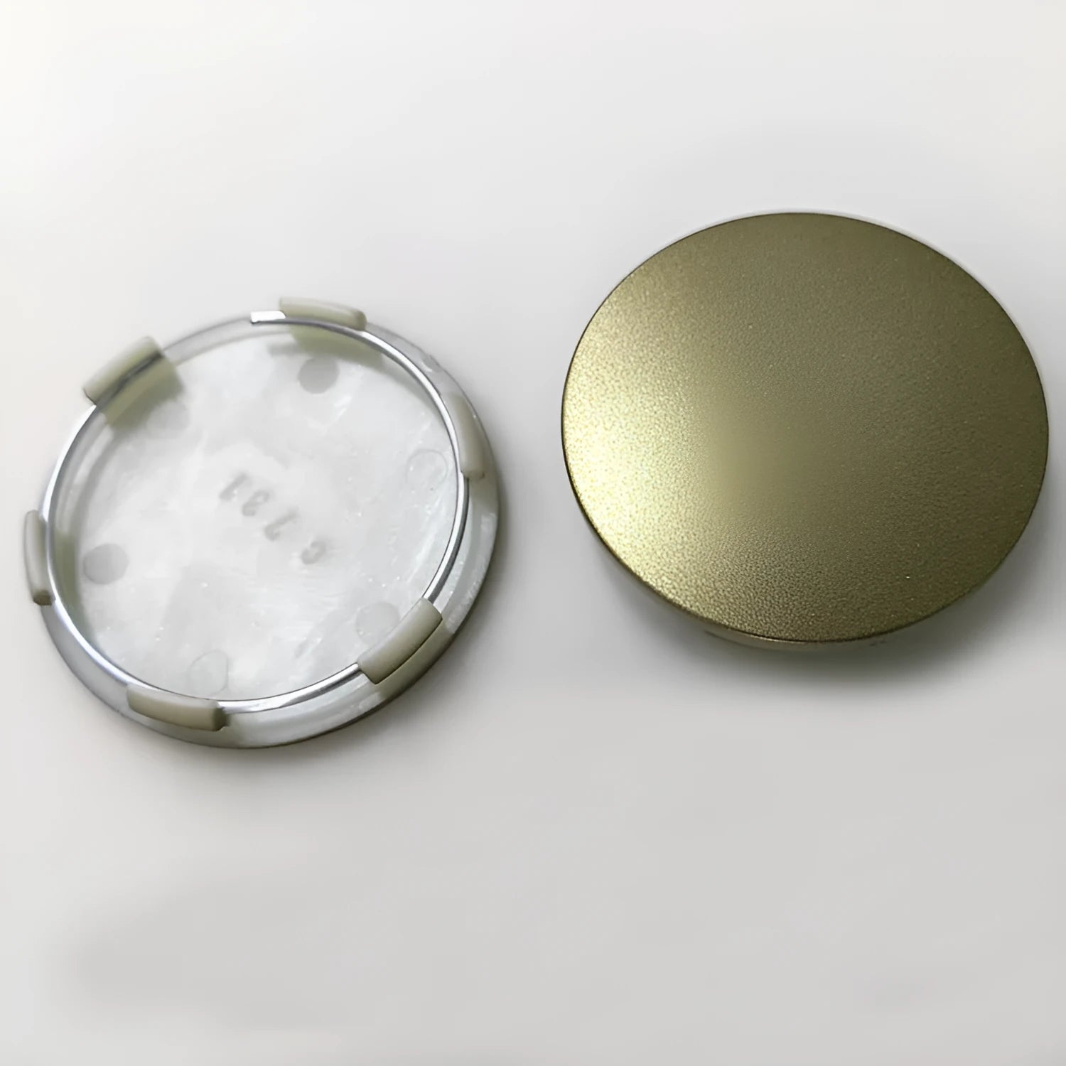 65mm ABS plastic car hub centre cover with aluminium label in pearl matte silver finish