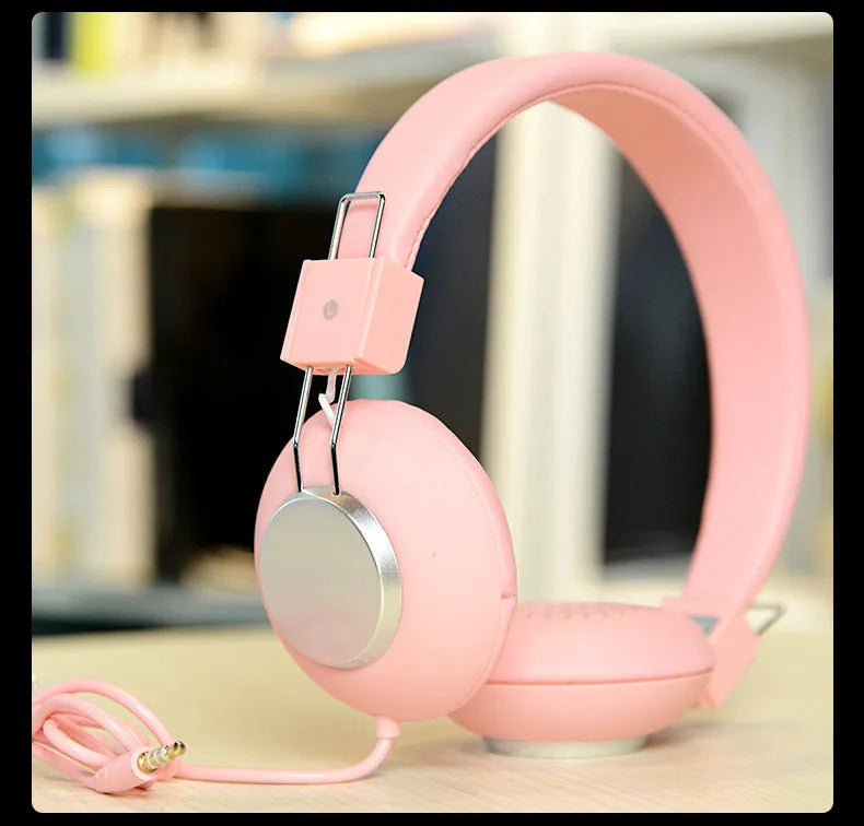 Wired head-mounted sports earphones with microphone in multiple colour options