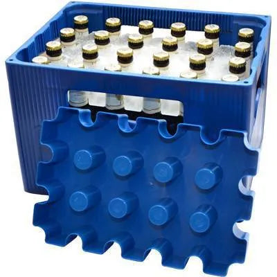 Blue plastic ice maker tray for camping and barbecues, dimensions 34x22x6cm.