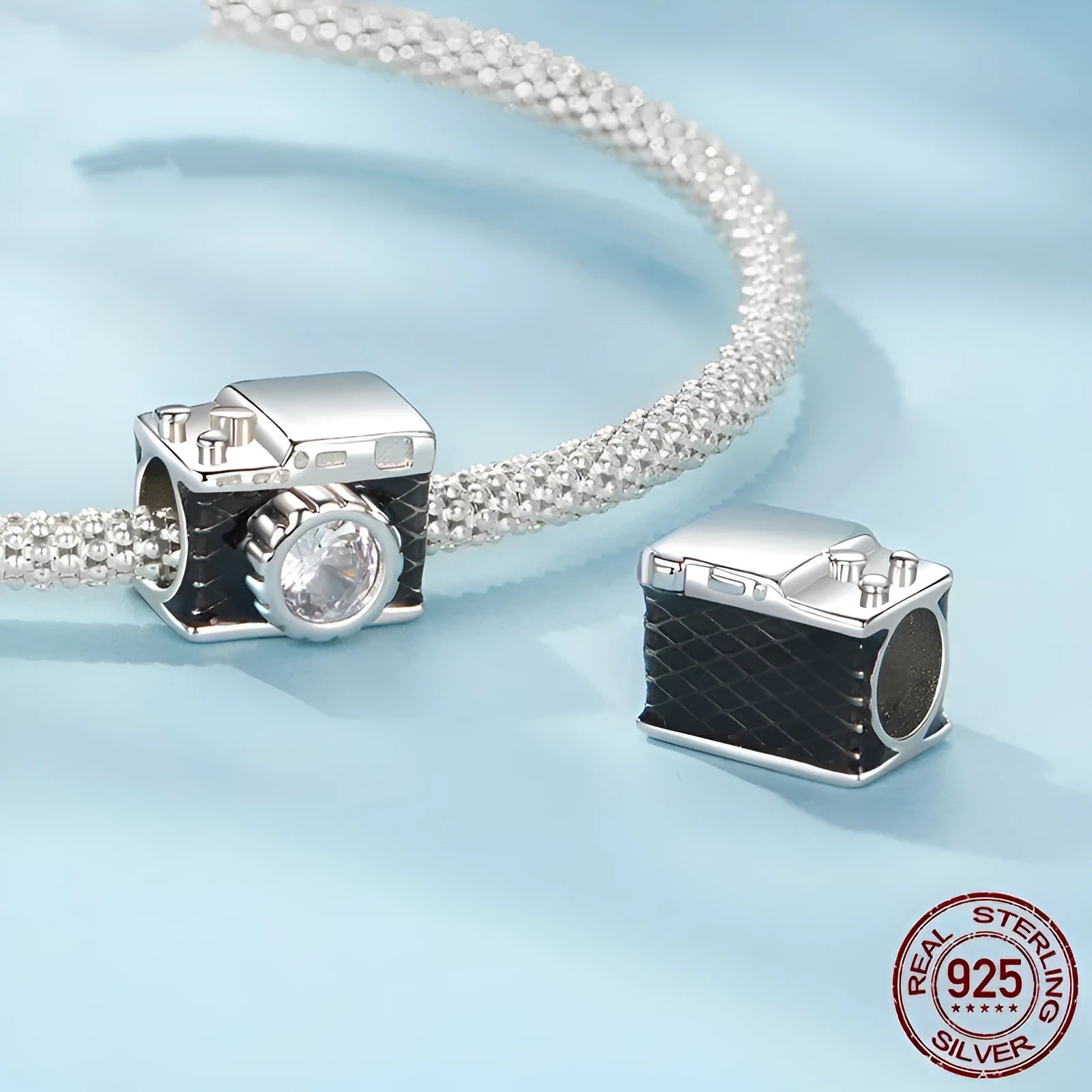 Zircon S925 sterling silver camera bead with dripping oil finish, height 0.8cm width 1.0cm aperture 0.45cm