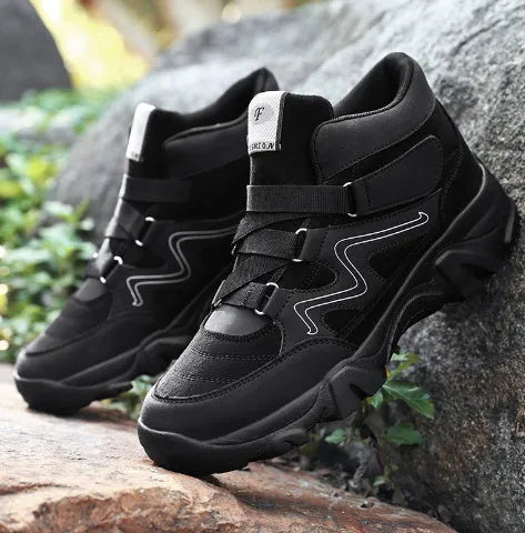 Men's shoes in black, brown, and dark grey on a size guide showing 39 to 49.