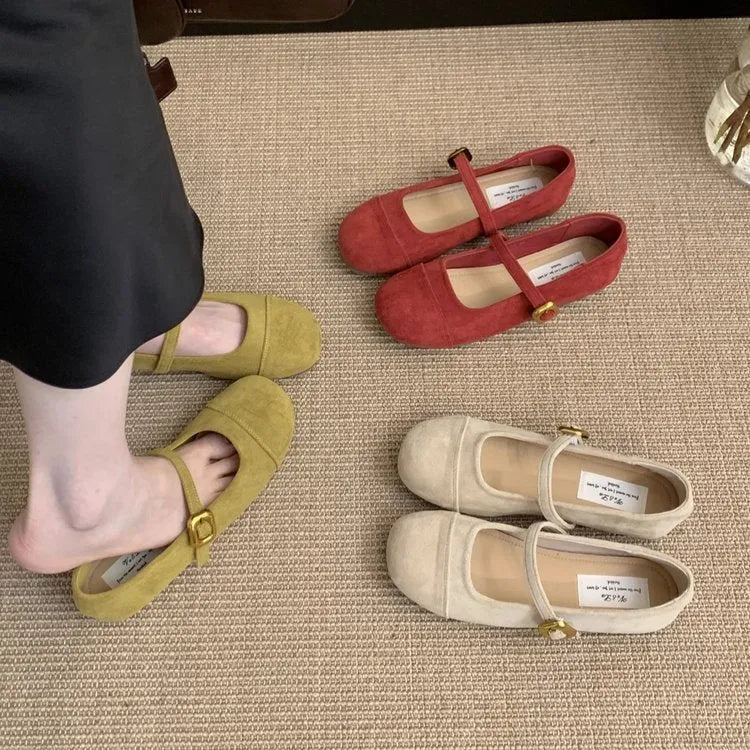 Low-cut French vintage Mary Jane flat shoes in suede-effect canvas, apricot colour, on a neutral background