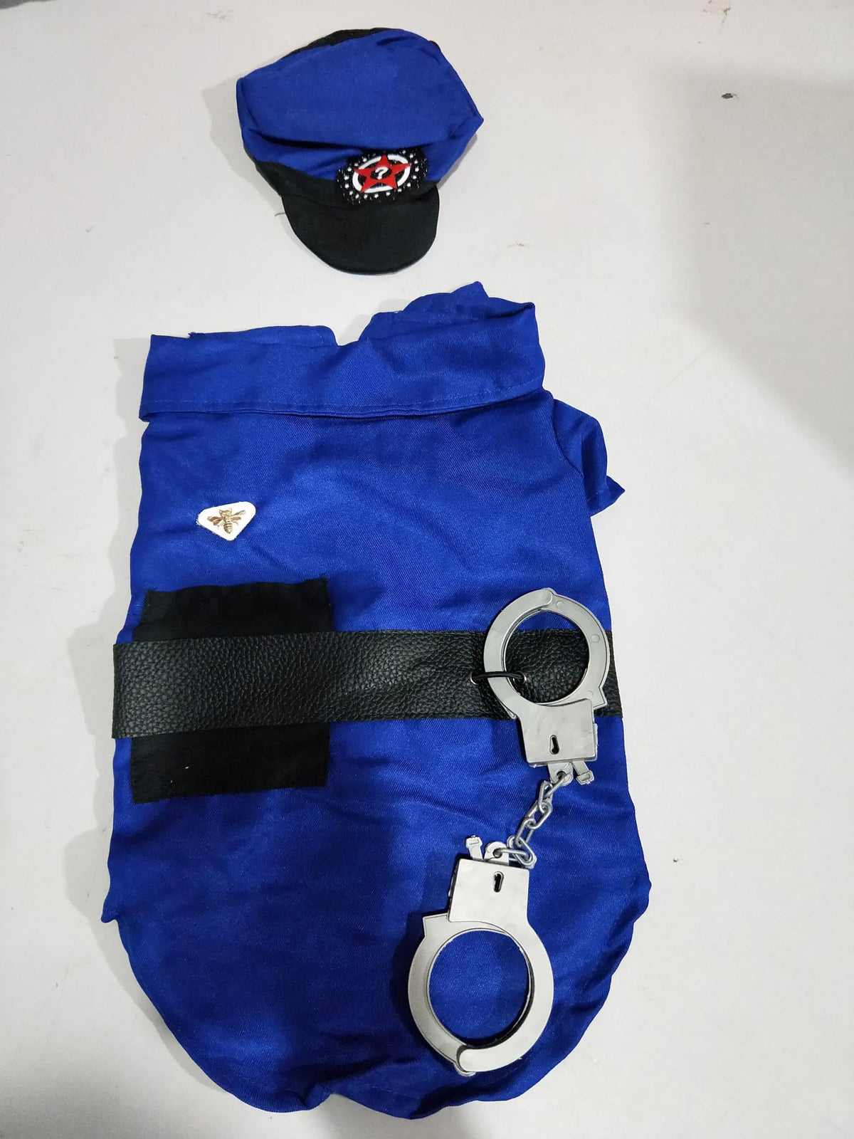 Blue dog police suit Halloween costume set in polyester, available in sizes S, M, L and XL for pet dress-up