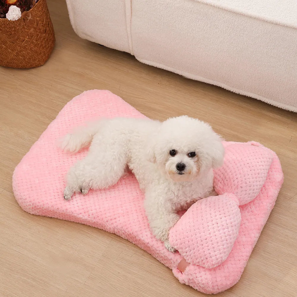 Soft plush pet bed mat with attached pillow in grey, available in sizes S to XL