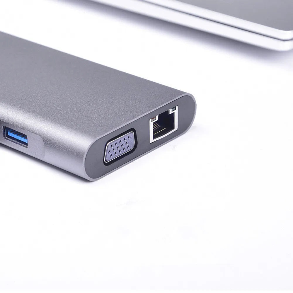 10-in-1 USB-C docking hub power bank compatible with Apple MacBook and iPhone
